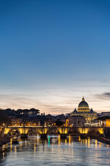 Fototapeta premium Night view of the Basilica St Peter in Rome, Italy