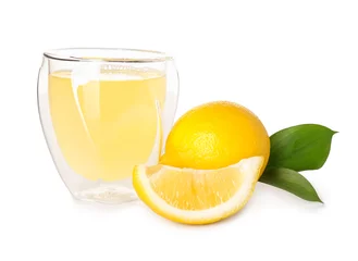 Foto op Plexiglas Glass of fresh lemon juice isolated on white background © Pixel-Shot