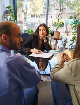 Couple discussing sexual problems with sexologist