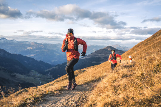 Happy faces on alpine trail run