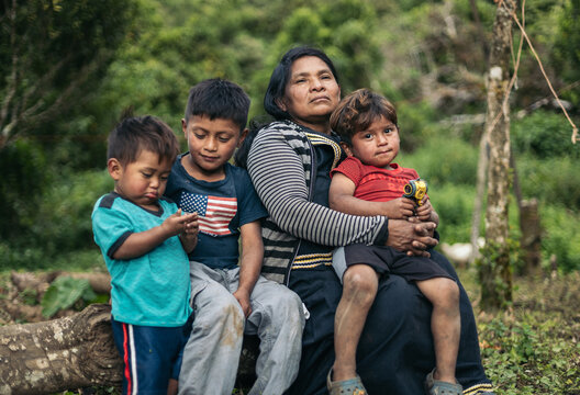 Portrait of a native family from Panama
