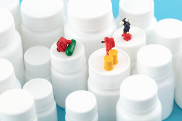 Miniature creative drug safety inspection