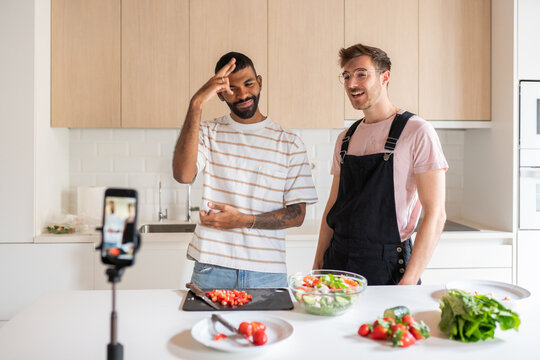 Streaming Cooking Lesson In Sign Language
