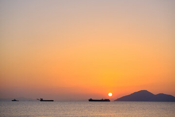 Fototapeta premium Beautiful sunset by the sea