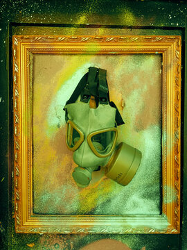 Gasmask in the golden frame