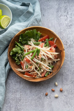 Delicious papaya sald