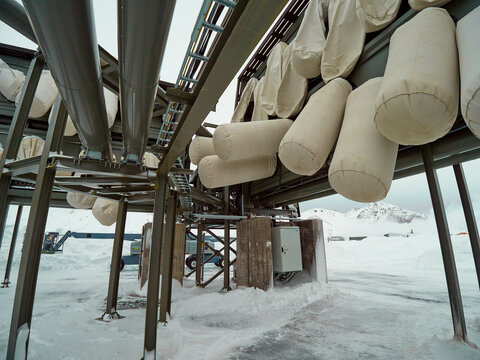 CO2 carbon capture plant: climate change solutions, Iceland - pipeline