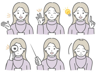 解説する若い私服女性社員