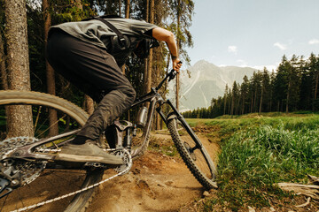 Mountainbiking in the Italian alps