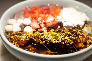 A bowl of delicious Sichuan ice powder