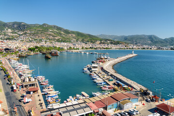 Fototapeta na wymiar Awesome view of Alanya Marina in Turkey