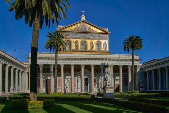San Paolo fuori le mura byzantine church in Rome
