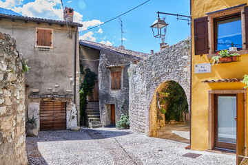 borgo medievale di canale am lago die tenno