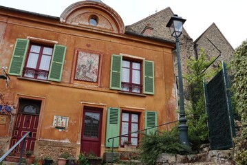 Fototapeta na wymiar old house in the town