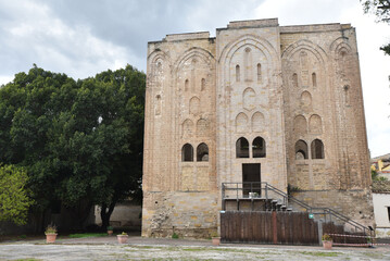 Fototapeta na wymiar Façade du palais de la Cuba à Palerme. Sicile