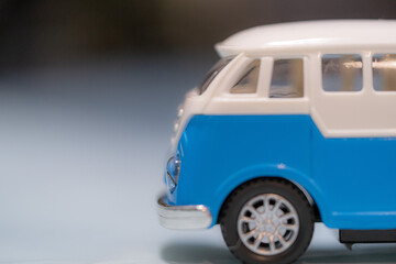 車のおもちゃ