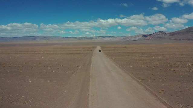 Atacama Desert in Chile with Car - Drone View | Die Atacama W&uuml;ste in Chile aus der Luft - Mit dem Auto durch die Atacama W&uuml;ste