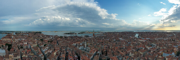 Fototapeta premium Skyline - Venice, Italy
