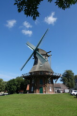 Holl&auml;nderm&uuml;hle in Midlum