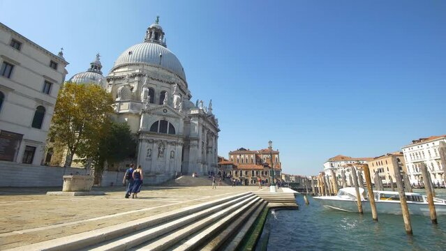 Santa Maria de la Salute, Venice. Extreme wide angle,