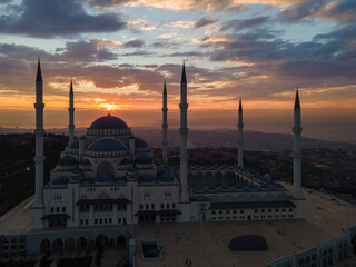Fototapeta na wymiar Camlica Mosque in the Sunset Drone Photo, Uskudar Istanbul Turkey