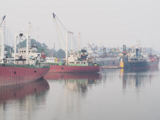 Naklejka premium cargo ship in port