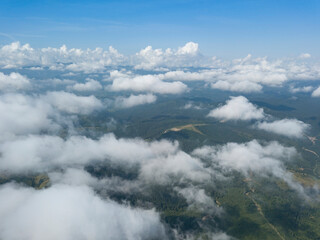 Obraz premium High flight in the mountains of the Ukrainian Carpathians. Aerial drone view.