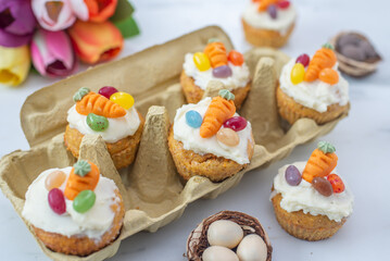 Carrot cake cupcakes with cream cheese for Easter