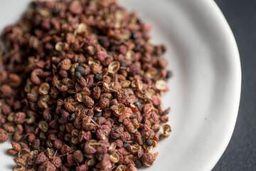 乾燥花山椒のクローズアップ