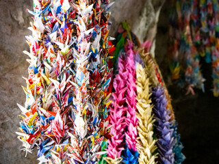 平和を願う千羽鶴