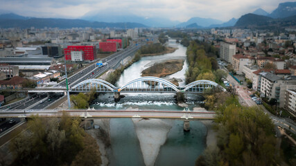 Obraz premium Le Pont du Drac en Tilt-Shift