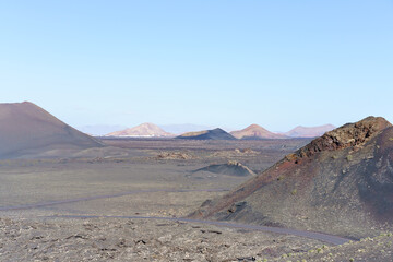 Vulkanische Landschaft im Nationalpark Timanfaya auf Lanzarote, Spanien