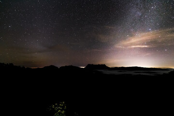 Fototapeta premium Stars and beautiful view before sunrise, beautiful nature of Doi Luang Chiang Dao, Chiang Mai, Thailand