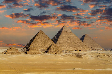 the pyramids of giza in Egypt - obrazy, fototapety, plakaty