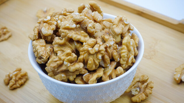 Akhrot or Walnuts are brimming with antioxidants. Rich in Potassium, carbohydrates, Dietary fiber, Calcium, Iron, Vitamin B-6, Vitamin C, and Magnesium. Open Walnuts. 