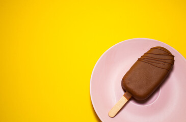 Cheesecake on a stick with chocolate