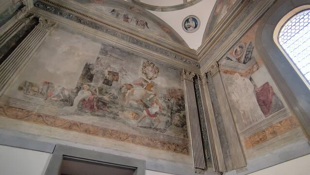 Napoli &ndash; Panoramica della Cappella Tolosa nella Chiesa di Sant'Anna dei Lombardi