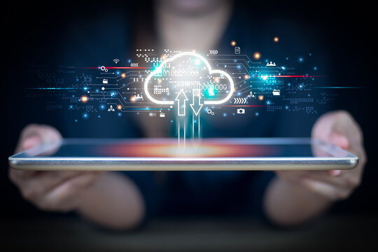 Businesswomen is using a tablet to access the cloud computing system, cloud computing, big data, internet of things, business processes, various storage systems
