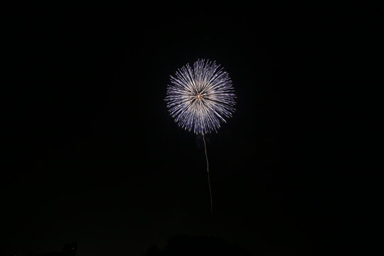 春の豊麻神社花火打ち上げイベント