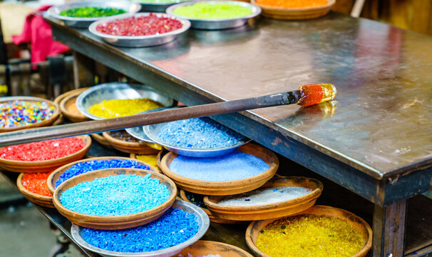 Colorful glass frit