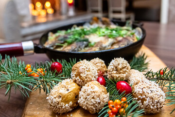 Mini baked potatoes with coarse sea salt.