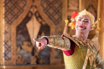 Khon, Is a classical Thai dance in a mask in the Ramayana literature,