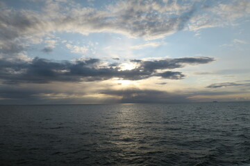Sonnenuntergang über dem Meer