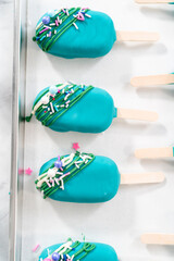 Mermaid cakesicles