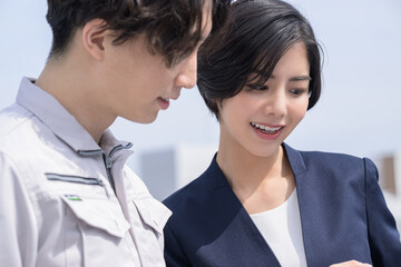 現場のビジネスシーンで使いやすい男女　アップ