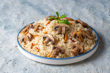Mushroom rice pilaf, Turkish name; Mantarli pirinc pilavi.