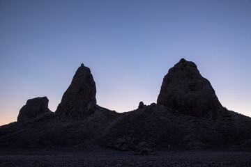 Fototapeta na wymiar Sunset at the Trona Pinnacles