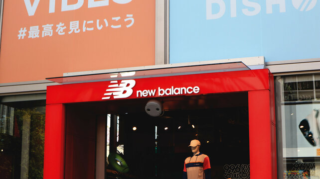 new-balance-images-browse-673-stock-photos-vectors-and-video