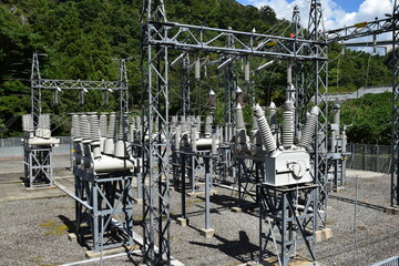 山間部の屋外変電設備