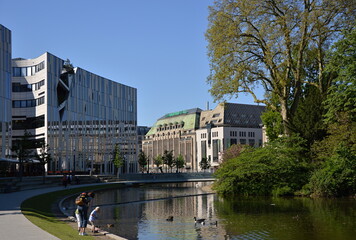 Park in der Downtown von Düsseldorf, Nordrhein - Westfalen